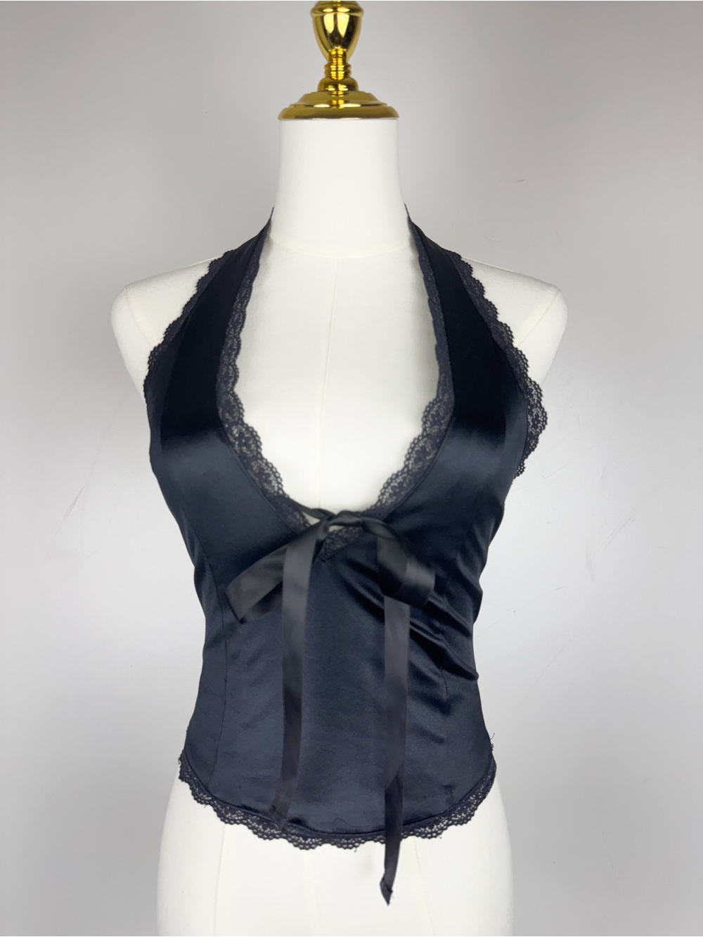 Kimchi Blue Black Lace Halter Corset Tank Top XS Coquette Whimsigoth Satin Bow⁠